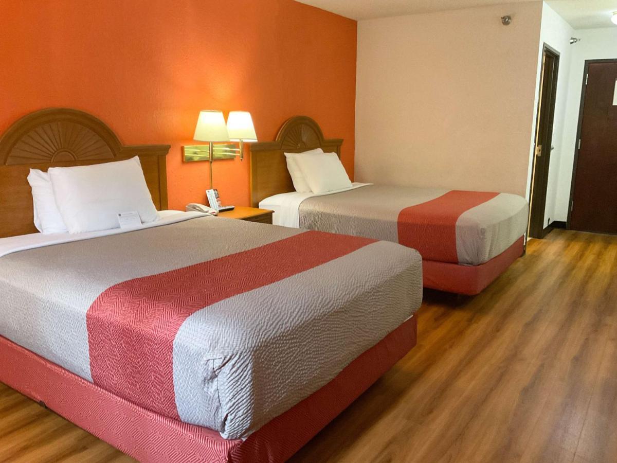 6-hannibal, Mo Hotel 2*
