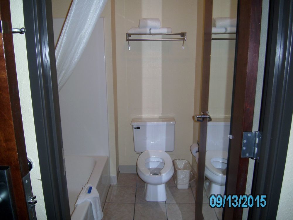 6-hannibal, Mo Hotel 2*